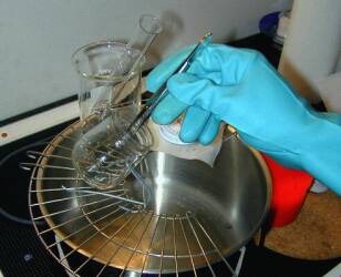 Arbeiten im Wasserdampfstrom